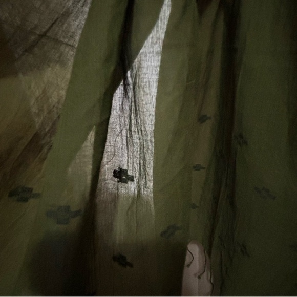 Eileen Fisher Organic Cotton Jamdani Olive Scarf with Black Chevron Pattern NWT - Picture 9 of 10